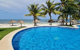 Oceanfront Condo At Unique Location